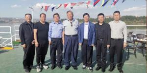 中國黃河文化經(jīng)濟(jì)發(fā)展研究會何光暐會長一行赴我市考察交流，與文旅集團(tuán)達(dá)成戰(zhàn)略合作