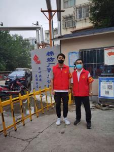 市文旅集團(tuán)一線戰(zhàn)“疫”之：“帥飛了”組合秒變“救火勇士”，“暖心”大白全心全意為居民服務(wù)